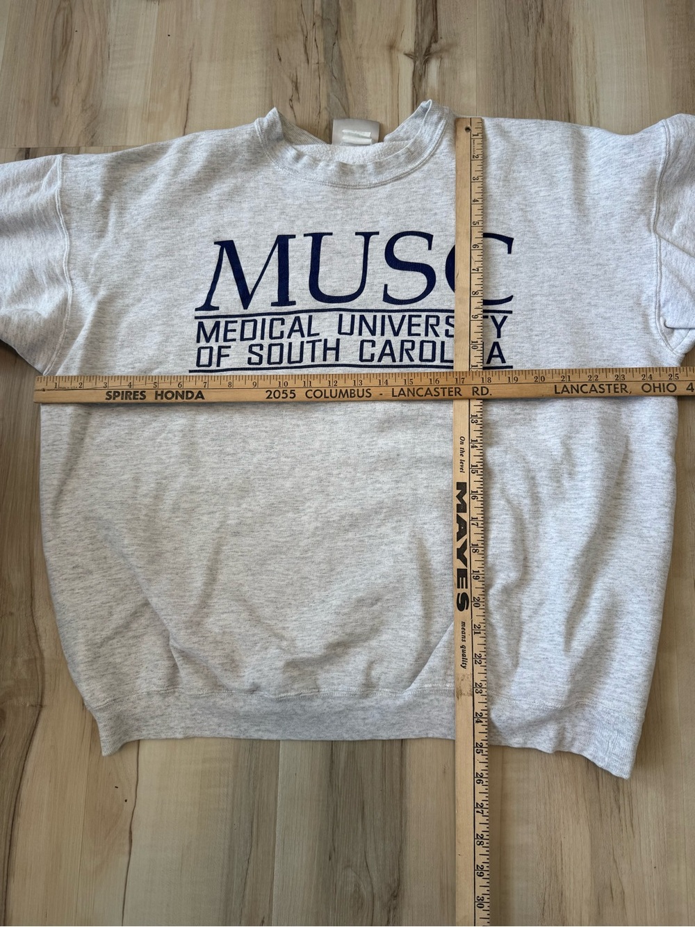 Vintage MUSC Medical University of South Carolina Gray Crewneck Sweatshirt - Picture 4 of 4